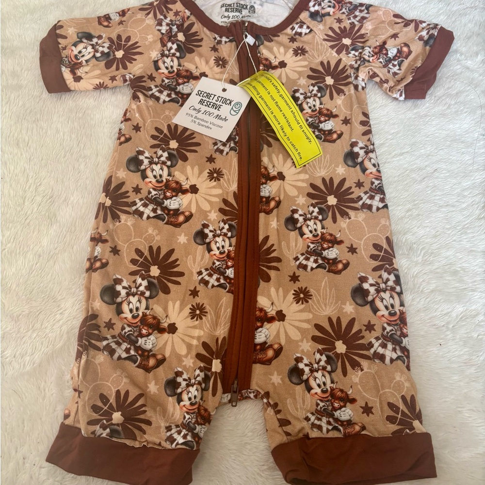 Disney Minnie Mouse highland cow bamboo shorty 18-24 nwt